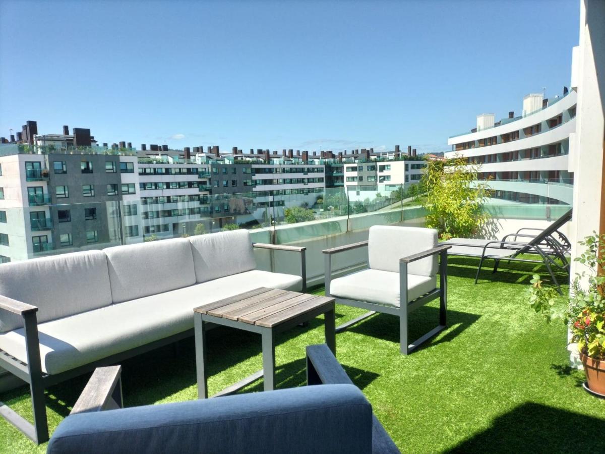 شقة Preciosa Habitacion Doble En Atico Con Terraza II سانتياغو دي كومبوستيلا المظهر الخارجي الصورة